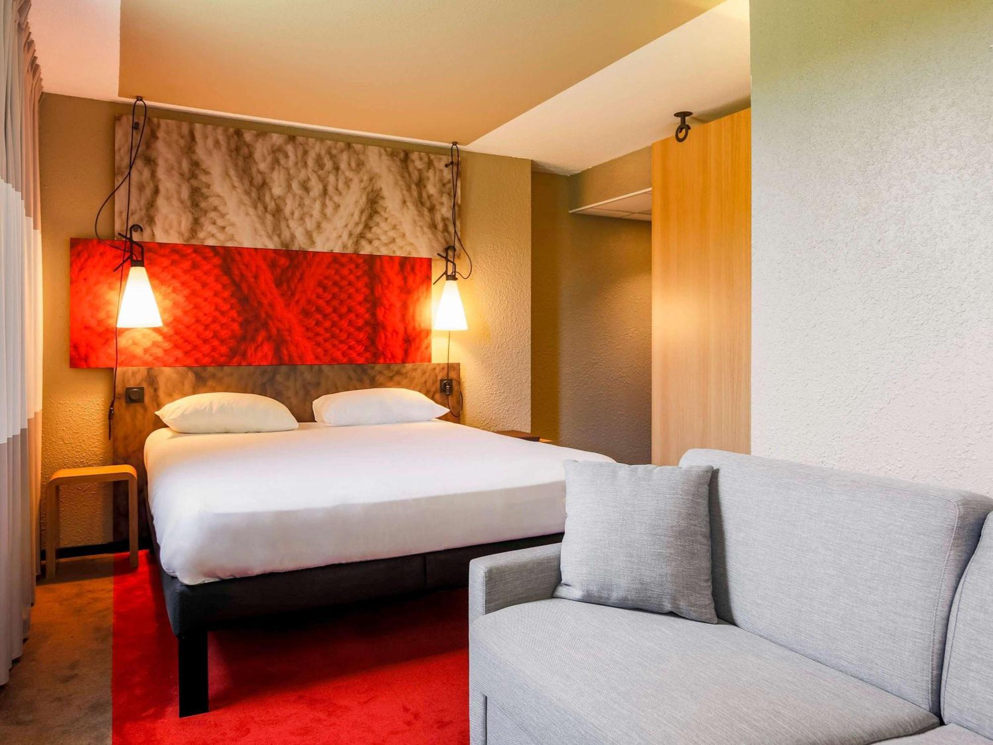 Ibis Carcassonne Est La Cite Hotel Exterior foto
