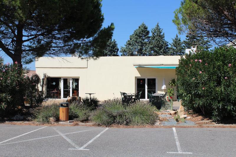 Ibis Carcassonne Est La Cite Hotel Exterior foto